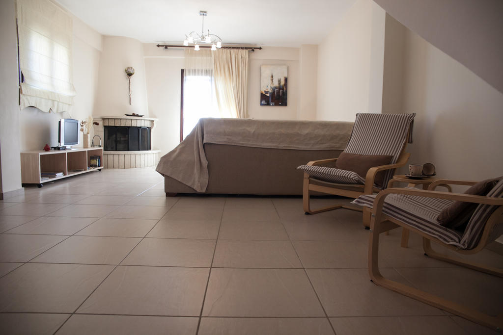 Venetiko Villas Nafpaktos Habitación foto